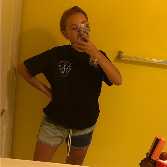 T-shirt - Picture 1 of 2